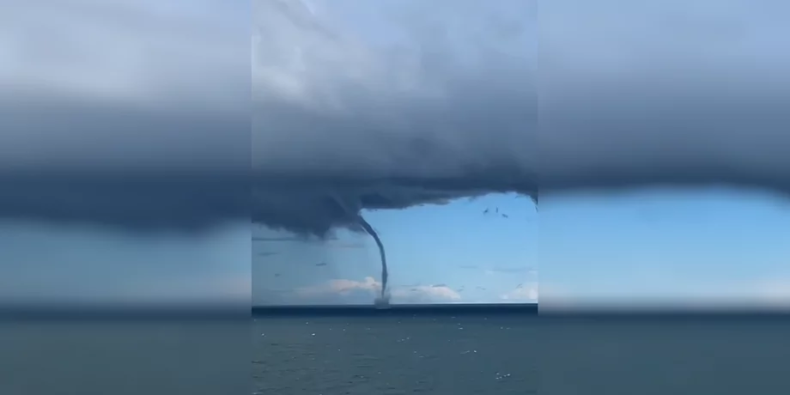 [WIDEO] Trąba wodna nad Bałtykiem nagrana z platformy Lotos Petrobaltic - GospodarkaMorska.pl