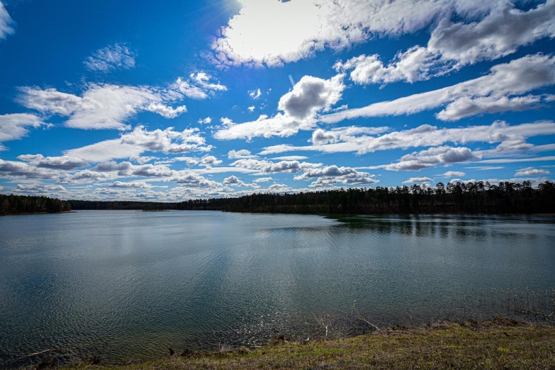 Podpisano porozumienie dot. zwalczania dewastacji i grodzenia mazurskich jezior - GospodarkaMorska.pl