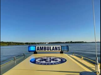 Ratownik z karetki wodnej: wzywają nas do złamań i udarów słonecznych - GospodarkaMorska.pl