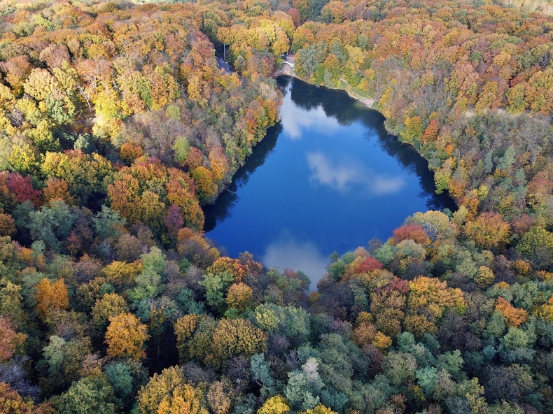 Szczecin. Trwają poszukiwania płetwonurka w Jeziorze Szmaragdowym - GospodarkaMorska.pl