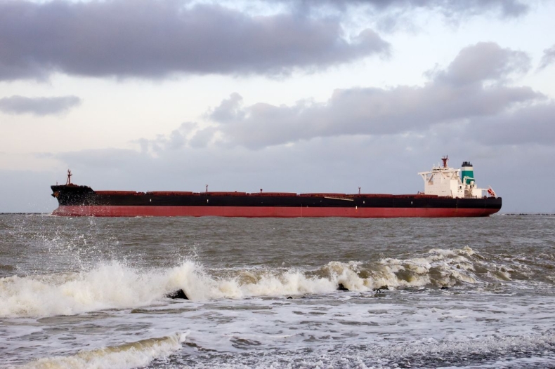 Rosja prawdopodobnie znalazła port pozwalający jej obejść sankcje naftowe - GospodarkaMorska.pl