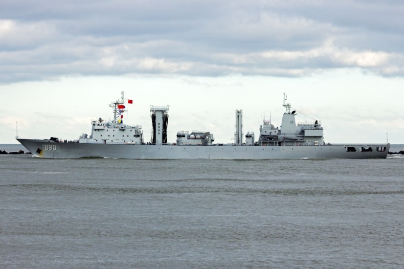 20 samolotów i 14 okrętów wojennych w sobotę w pobliżu Tajwanu - GospodarkaMorska.pl