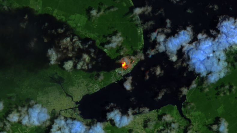 Kuba: pożar w porcie Matanzas rozprzestrzenia się - GospodarkaMorska.pl