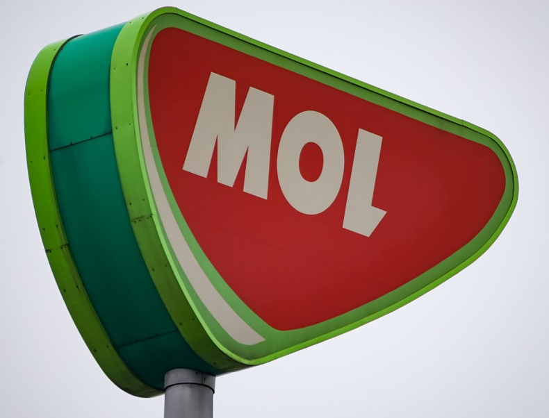 MOL przelał opłatę za tranzyt ropy "Przyjaźnią"; dostawy ropy na Węgry mogą ruszyć za kilka dni - GospodarkaMorska.pl