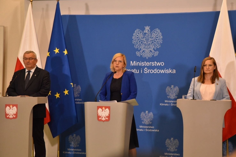 Minister Moskwa: dotychczasowe badania wody i ryb nie potwierdziły obecności toksyn - GospodarkaMorska.pl