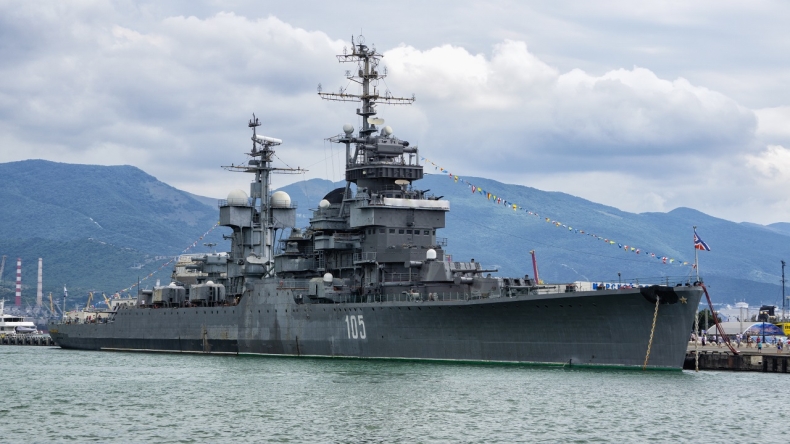 Włochy. Szef sztabu marynarki wojennej: zareagowaliśmy na obecność rosyjskich okrętów - GospodarkaMorska.pl