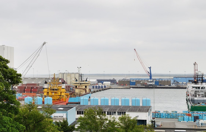 Dania. Port w Esbjergu zostanie rozbudowany, aby móc przyjmować wojska amerykańskie - GospodarkaMorska.pl