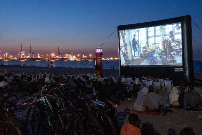 Kino Letnie na Stogach - tak się bawiliście. Co jeszcze w programie? [WIDEO, ZDJĘCIA] - GospodarkaMorska.pl