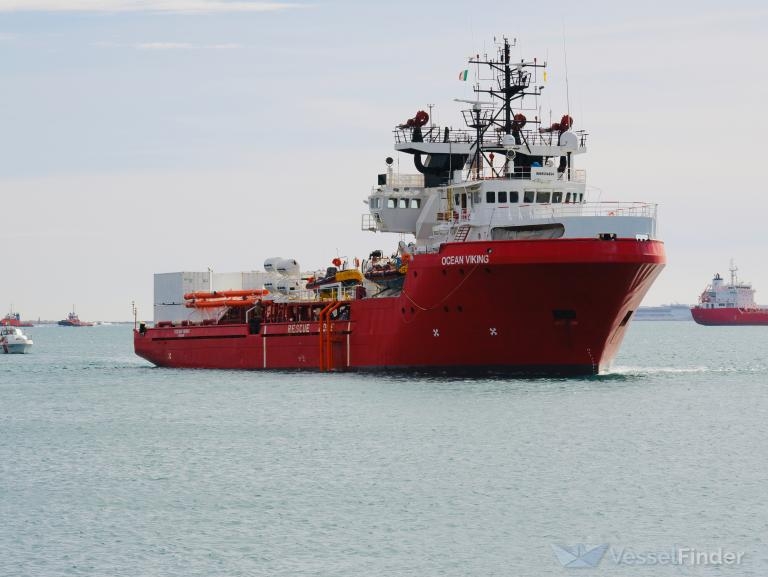 268 migrantów uratowanych na Morzu Śródziemnym - GospodarkaMorska.pl