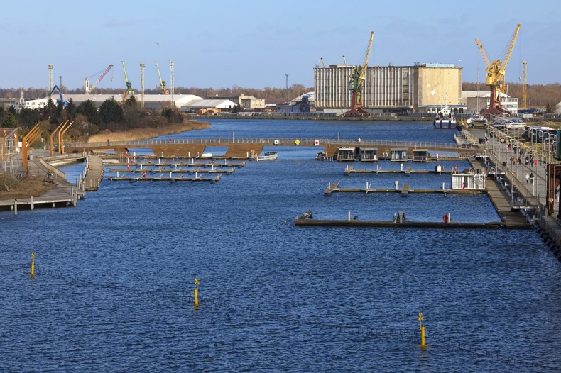 Zachodniopomorskie. Pompy do natleniania Odry tylko w Szczecinie - GospodarkaMorska.pl