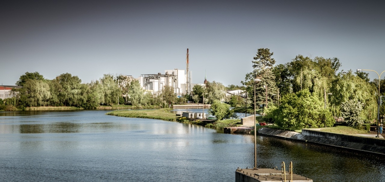 Regulacja rzek pogarsza ich stan. W Polsce potrzebny jest także system bieżącego monitorowania zanieczyszczeń [WIDEO] - GospodarkaMorska.pl