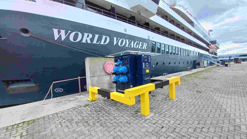 Porty w Sztokholmie idą śladami Kopenhagi i Kilonii. Statki pasażerskie już 2023 będą zasilane energią elektryczną z lądu - GospodarkaMorska.pl