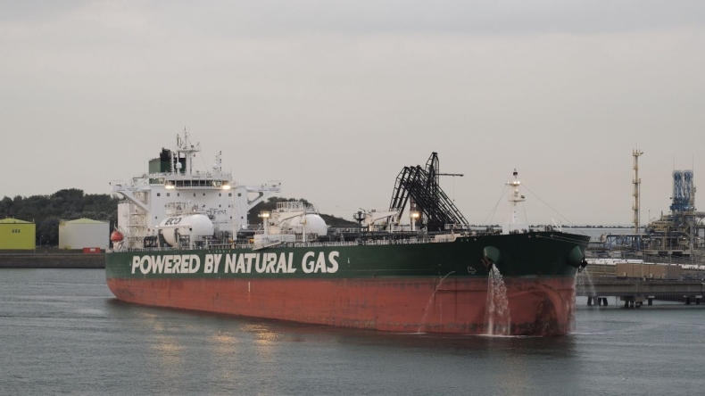 100 lat będzie trwała wymiana statków na jednostki korzystające z alternatywnych technologii paliwowych - GospodarkaMorska.pl