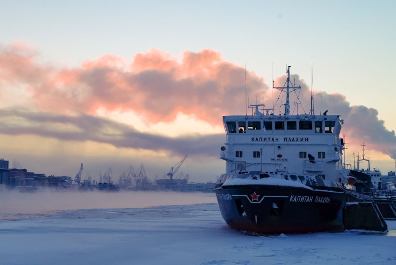 Dieslowskie lodołamacze w miejsce LNG. Rosja odczuwa sankcje - GospodarkaMorska.pl