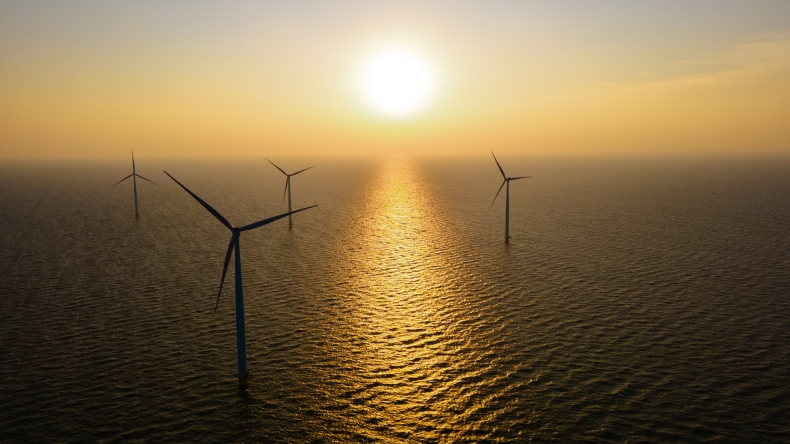 Marszałek Senatu: jeżeli Pomorze Zachodnie chce być liderem w dziedzinie energetyki wiatrowej, musimy się za to brać jak najszybciej - GospodarkaMorska.pl