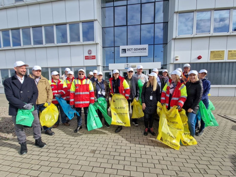 Go Green w DCT Gdańsk. Trwa kampania promująca świadomość klimatyczną [ZDJĘCIA] - GospodarkaMorska.pl
