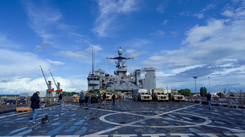 USS Gunston Hall wypłynął z Portu Gdańsk - byliśmy na pokładzie [WIDEO] - GospodarkaMorska.pl