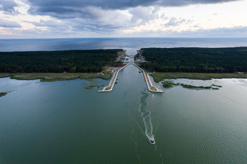 Około 200 jednostek przeprawiło się Kanałem Żeglugowym przez Mierzeję Wiślaną - GospodarkaMorska.pl