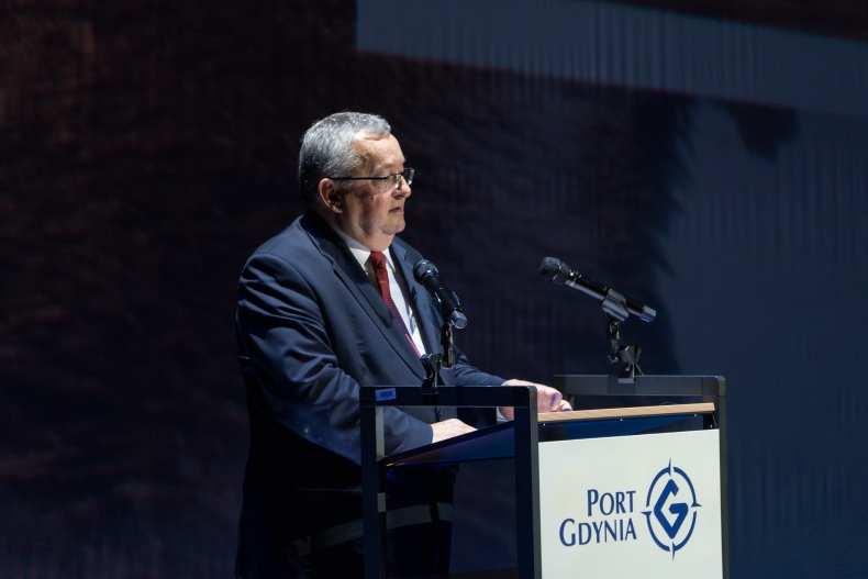Adamczyk: gdyński port to jeden z czterech portów morskich o podstawowym znaczeniu dla gospodarki - GospodarkaMorska.pl