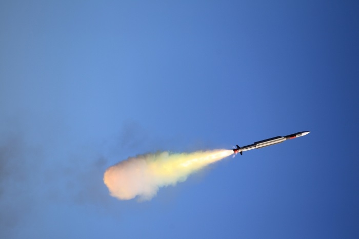 Korea Płn. wystrzeliła pocisk balistyczny w kierunku wybrzeża Morza Japońskiego - GospodarkaMorska.pl