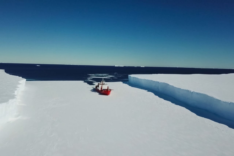 Stocznia w Helsinkach nie zbuduje lodołamacza dla Rosji – interweniował fiński MSZ - GospodarkaMorska.pl