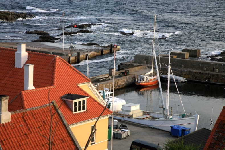 Dania. Bornholm bez prądu przez awarię podmorskiego kabla - GospodarkaMorska.pl