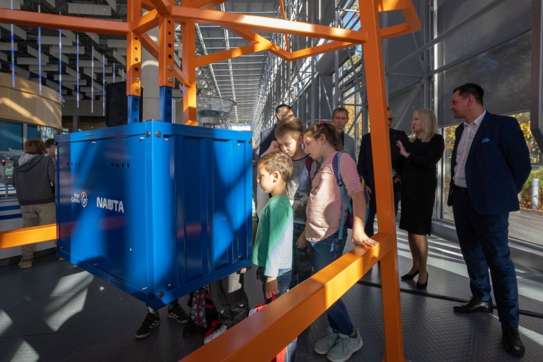 Port Gdynia i Nauta zbudowały portowe stanowisko dla Centrum Nauki Experyment - GospodarkaMorska.pl