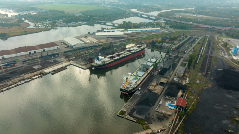 Bulk Cargo - Port Szczecin przygotowany na nowe wyzwania. Rosnące przeładunki węgla priorytetem dla branży portowej - GospodarkaMorska.pl