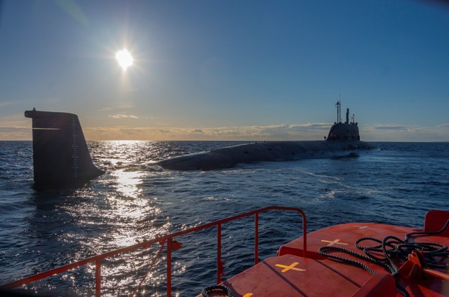 Szósty rosyjski okręt podwodny może operować pociskami Buława z głowicami nuklearnymi - GospodarkaMorska.pl