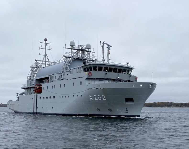 Szwedzki okręt budowany w polskich stoczniach rozpoczyna próby morskie - GospodarkaMorska.pl