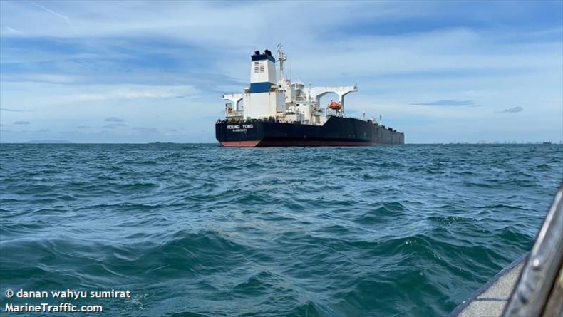 Nielegalny handel ropą na morzu spowoduje więcej wypadków - GospodarkaMorska.pl