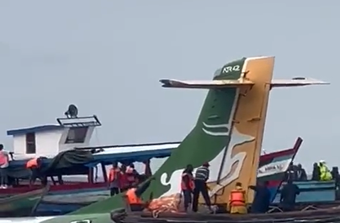 Tanzania. Co najmniej 19 osób zginęło po awaryjnym lądowaniu samolotu na Jeziorze Wiktorii - GospodarkaMorska.pl