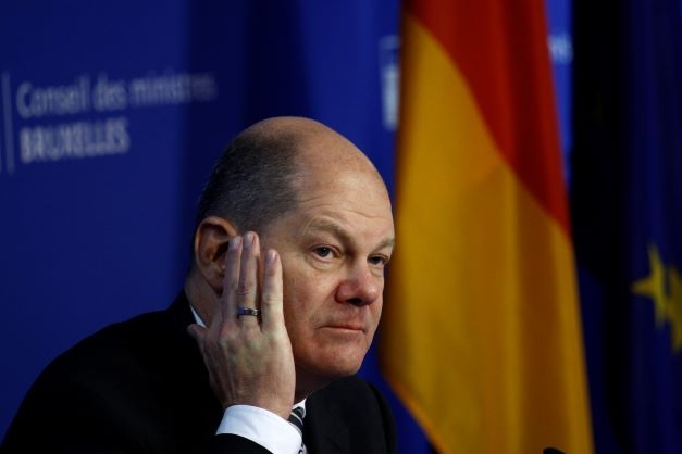 Kanclerz Scholz: "Przyszłość należy do energii wiatrowej, słonecznej i zielonego wodoru" - GospodarkaMorska.pl