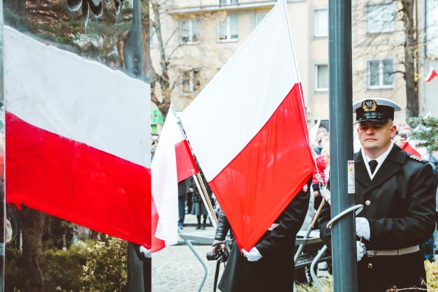 Święto Odzyskania Niepodległości z morzem w tle  - GospodarkaMorska.pl