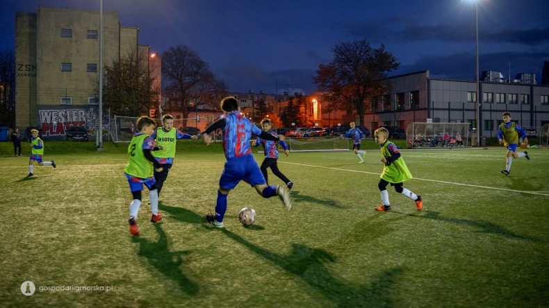 Port Gdańsk kolejny rok wspiera młodych sportowców z Nowego Portu [WIDEO] - GospodarkaMorska.pl