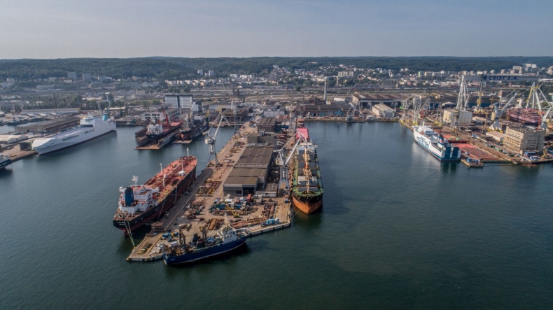 Wypadek w Stoczni Nauta. Nie żyje 53-letni mężczyzna - GospodarkaMorska.pl