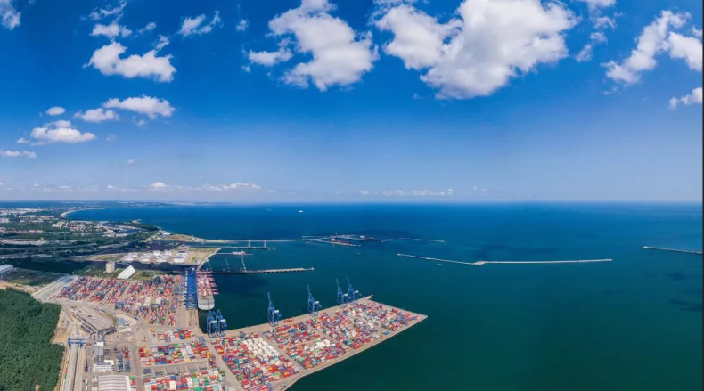 Port Gdańsk w rankingu TOP 100 Pomorza - GospodarkaMorska.pl