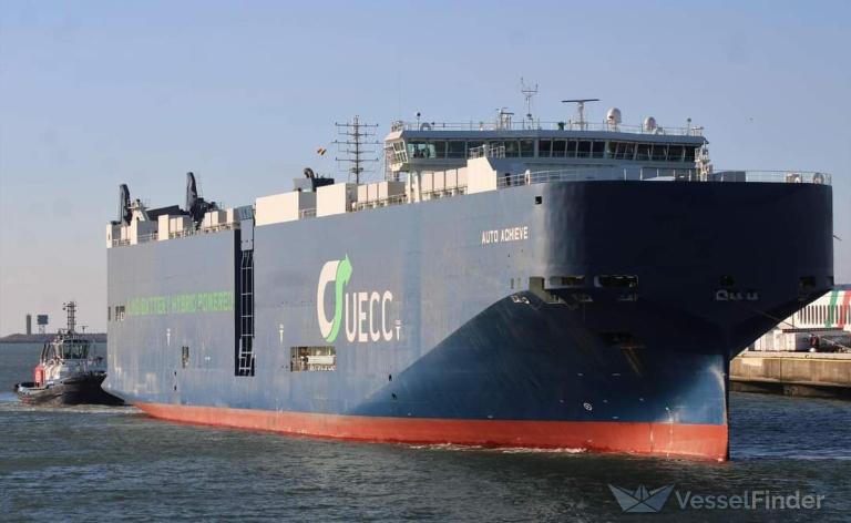 Zasilany LNG statek wpłynął do portu w Göteburgu - GospodarkaMorska.pl