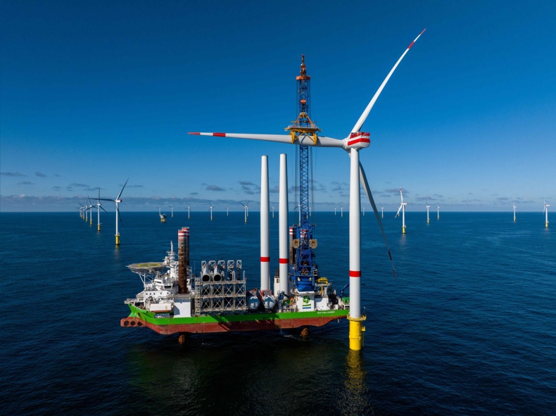 Wszystkie turbiny zainstalowane na farmie wiatrowej RWE Kaskasi - ponad dwie trzecie z nich już dostarcza ekologiczny prąd - GospodarkaMorska.pl