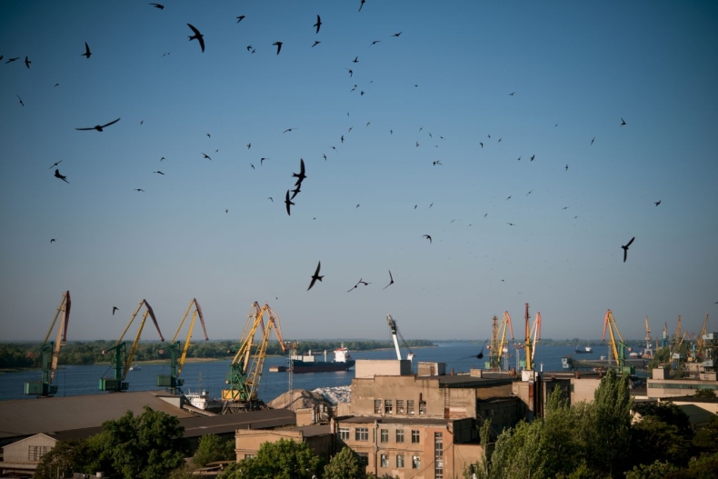 Resort obrony: mimo wyzwolenia Chersoń wciąż ostrzeliwany przez Rosjan - GospodarkaMorska.pl