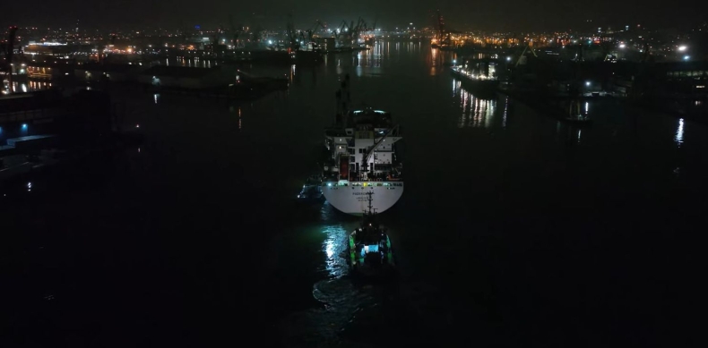 Paderewski dostarczył łopaty wiatraków do Gdyni [WIDEO] - GospodarkaMorska.pl