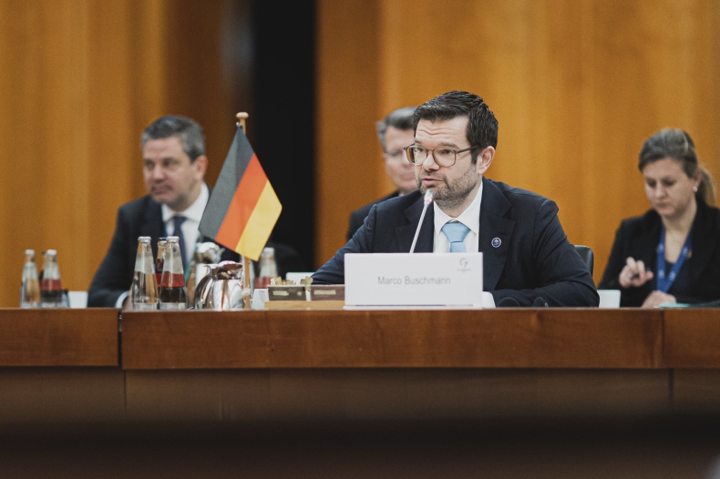 Minister sprawiedliwości RFN: trzymanie się Nord Stream 2 przez Niemcy przyczyniło się do wybuchu wojny - GospodarkaMorska.pl