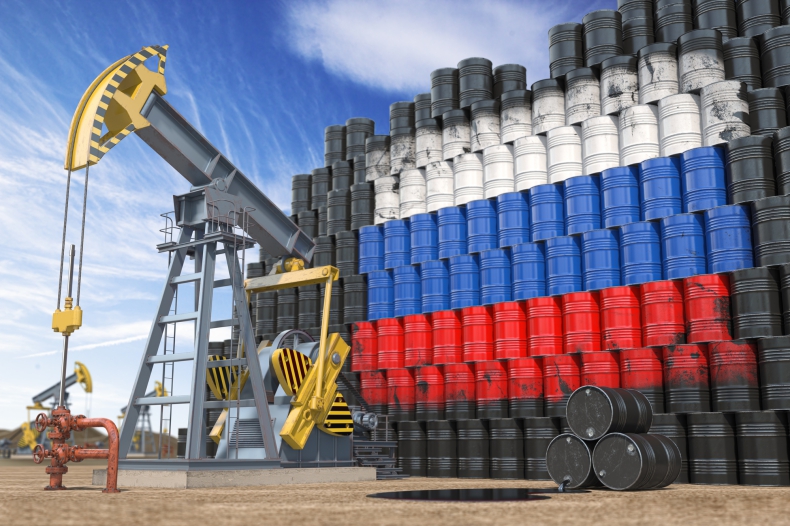Rosyjskie zawirowania ze sprzedażą ropy naftowej napędzają rynek tankowców - GospodarkaMorska.pl