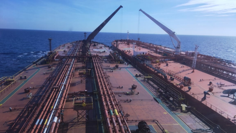 Rosja chce na Bałtyku przelewać paliwo między statkami - GospodarkaMorska.pl