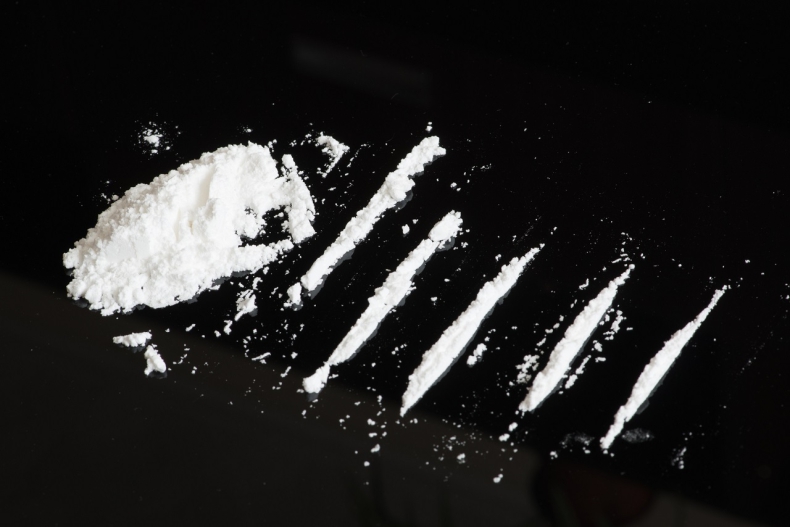 W rotterdamskim porcie w ciągu tygodnia udaremniono przemyt prawie pięciu ton kokainy i  zatrzymano 34 osoby - GospodarkaMorska.pl
