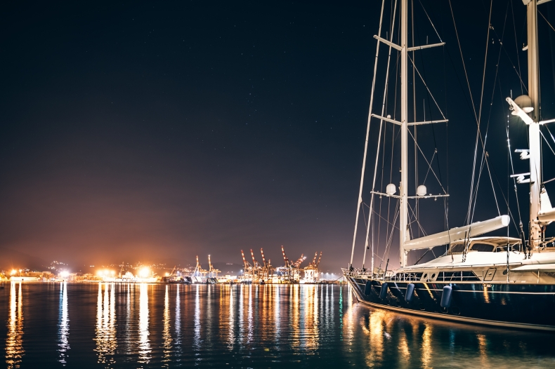 Zanieczyszczenie światłem zagraża ekosystemom morskim - GospodarkaMorska.pl