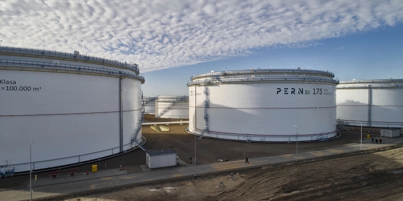 PERN rozbuduje bazę paliw w Dębogórzu o zbiorniki na estry - GospodarkaMorska.pl