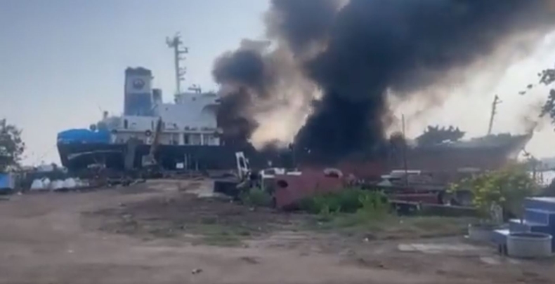 Jeden martwy i siedmiu zaginionych po eksplozji tankowca w Tajlandii - GospodarkaMorska.pl