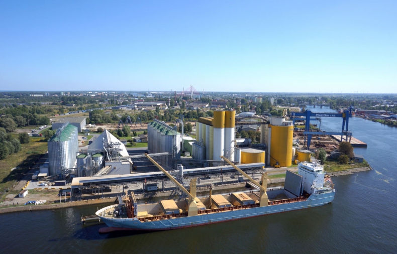 Polskie porty mają być zdolne przeładować w tym roku 12,6 mln ton zbóż - GospodarkaMorska.pl