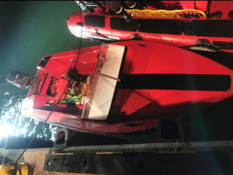 Policja wyklucza motyw szpiegowski i dywersyjny związany z hiszpańskimi nurkami w Zatoce Gdańskiej - GospodarkaMorska.pl